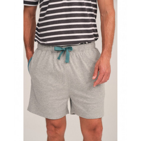Pijama hombre gris con rayas y cuello azul Pijama hombre gris con rayas y cuello azul
