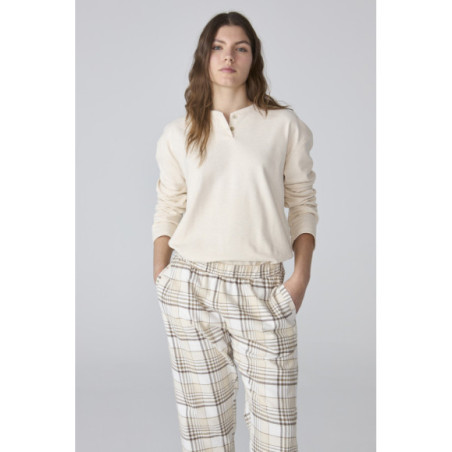 Pijama mujer con pantalón de cuadros y camiseta abotonada Pijama mujer con pantalón de cuadros y camiseta abotonada