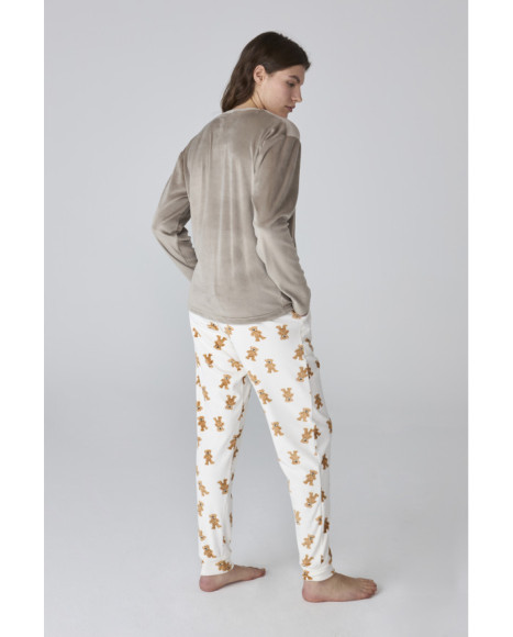 Pijama largo de mujer con estampado de ositos Pijama largo de mujer con estampado de ositos