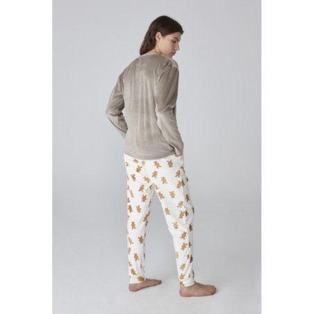 Pijama largo de mujer con estampado de ositos Pijama largo de mujer con estampado de ositos