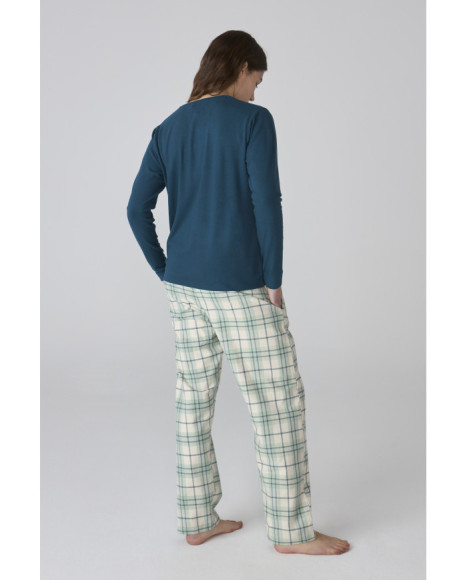 Pijama para mujer en azul con pantalón de cuadros verdes Pijama para mujer en azul con pantalón de cuadros verdes