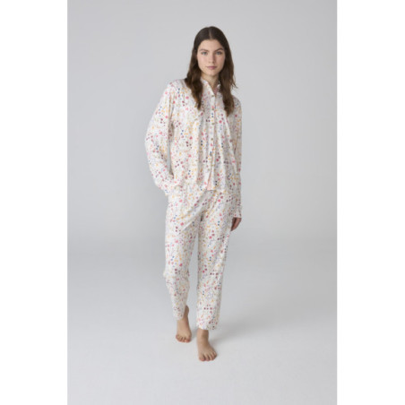 Pijama largo de mujer en blanco con estampado floral multicolor Pijama largo de mujer en blanco con estampado floral multicolor