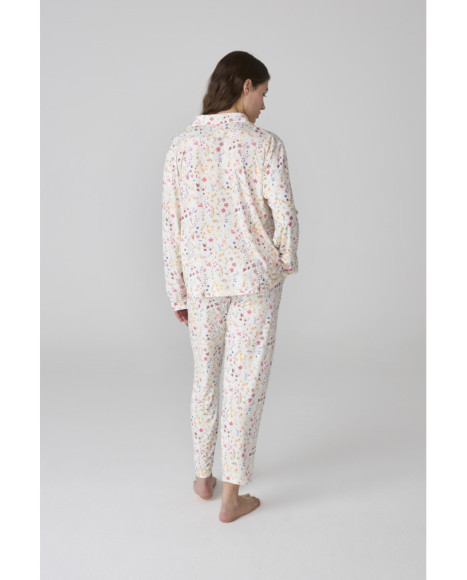 Pijama largo de mujer en blanco con estampado floral multicolor Pijama largo de mujer en blanco con estampado floral multicolor
