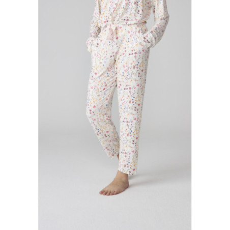 Pijama largo de mujer en blanco con estampado floral multicolor Pijama largo de mujer en blanco con estampado floral multicolor