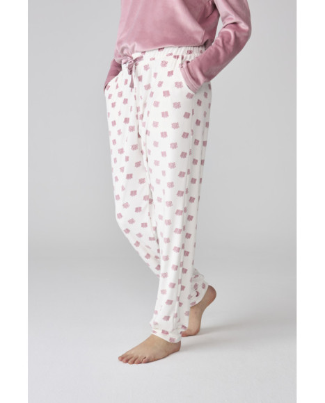 Pijama de mujer con pantalón estampado y camiseta de terciopelo suave Pijama de mujer con pantalón estampado y camiseta de terciopelo suave