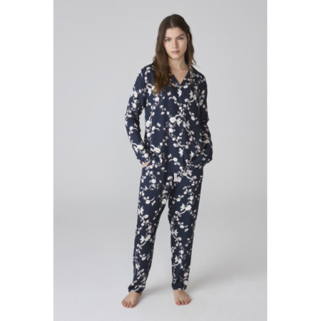 Pijama de mujer largo en azul marino con estampado floral Pijama de mujer largo en azul marino con estampado floral