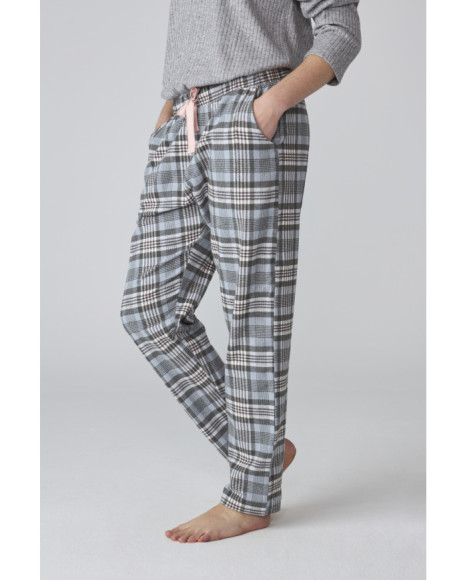 Pijama de mujer con pantalón de cuadros y camiseta de manga larga Pijama de mujer con pantalón de cuadros y camiseta de manga larga