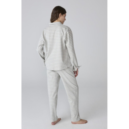 Conjunto de pijama para mujer en franela gris a rayas Conjunto de pijama para mujer en franela gris a rayas