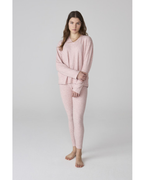 Pijama para mujer en rosa de canalé con jersey de pico y leggings Pijama para mujer en rosa de canalé con jersey de pico y leggings