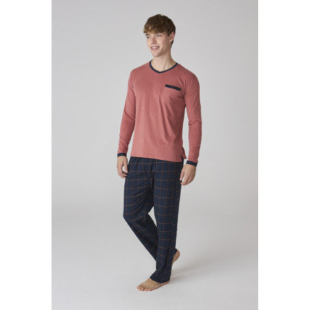 Pijama largo para hombre con camiseta coral y pantalón a cuadros Pijama largo para hombre con camiseta coral y pantalón a cuadros
