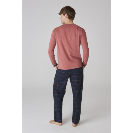 Pijama largo para hombre con camiseta coral y pantalón a cuadros Pijama largo para hombre con camiseta coral y pantalón a cuadros