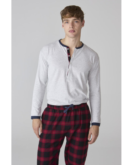 Pijama de hombre con camiseta gris y cuello henley Pijama de hombre con camiseta gris y cuello henley