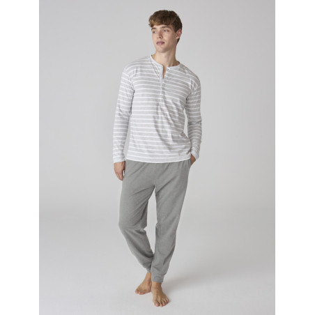 Set de pijama para hombre en gris jaspeado con camiseta a rayas y pantalón liso Set de pijama para hombre en gris jaspeado con camiseta a rayas y pantalón liso